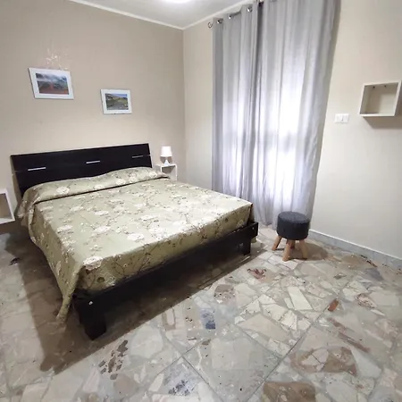 Geppy E Minu Gole Alcantara Holiday home Motta Camastra